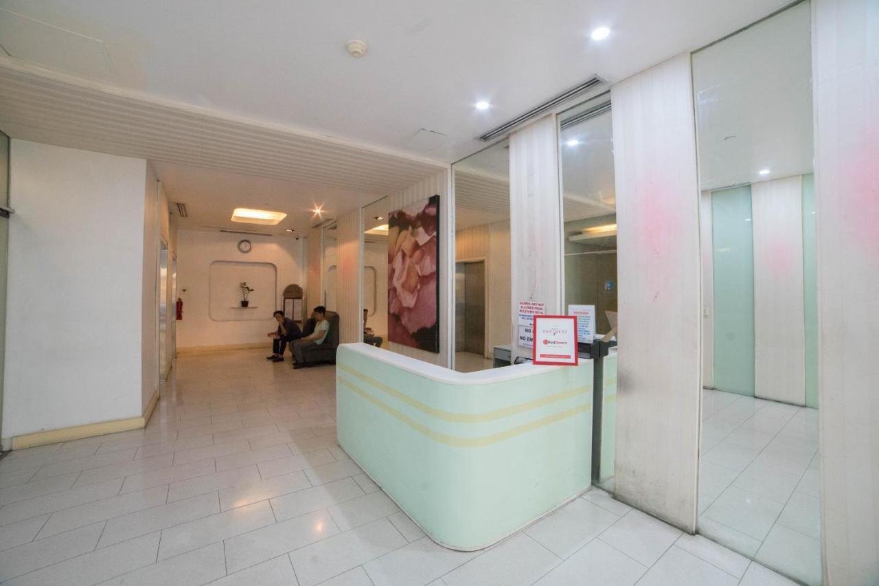 Reddoorz At Bel Air Soho Suites Makati City Exterior photo